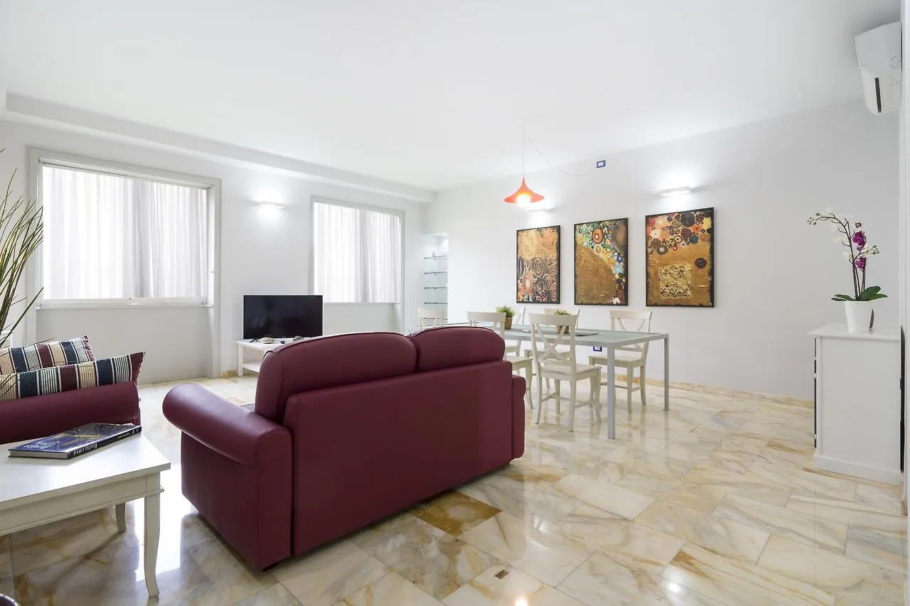 Primopiano - Rg12 Apartment Milan
